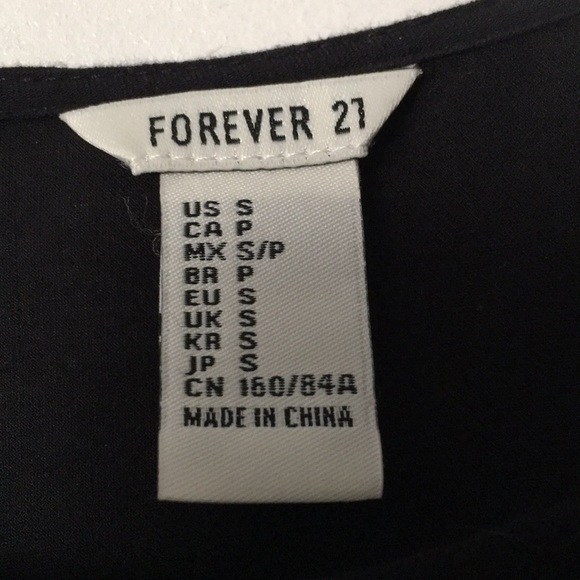 Forever 21 crochet-paneled bell sleeve black dress - Picture 2 of 4